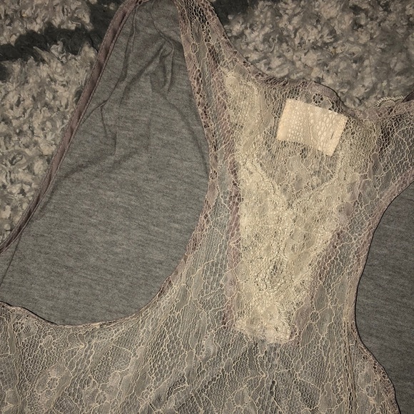 Pins and Needles gray tank with lace detail - Picture 4 of 5